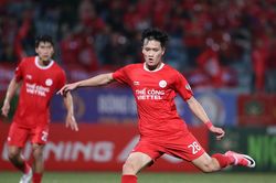 Tuyển Việt Nam: Hoàng Đức hứng khởi, chờ HLV Troussier trổ tài