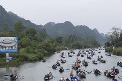Hà Nội: Du lịch tín ngưỡng tâm linh - tiềm năng lớn còn bỏ ngỏ
