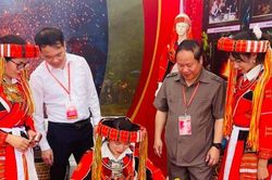 Người Pà Thẻn - Tuyên Quang bảo tồn nghề dệt thổ cẩm và đan lát