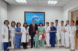 Cháu Nguyễn Hà Anh Vũ mắc bệnh tan máu bẩm sinh đã được phẫu thuật thành công