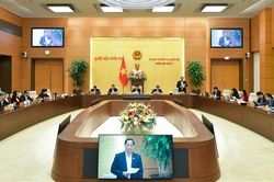Ủy ban Thường vụ Quốc hội cho ý kiến dự án Luật Trật tự an toàn giao thông đường bộ