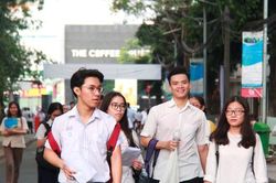 Bùng nổ số lượng thí sinh thi ĐGNL, teen không ngại đăng ký nhiều kỳ thi để 'chắc suất'