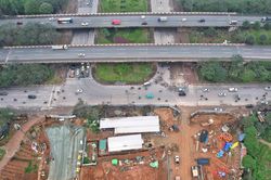 Tuyến đường 740 tỷ đồng nối 2 quận ở Hà Nội đang thi công ra sao?