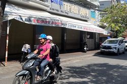Tiệm cơm gà Trâm Anh hỗ trợ gần 500 triệu đồng cho các bệnh nhân nghi ngộ độc