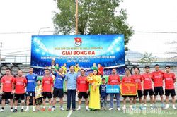 Bế mạc Giải bóng đá Đoàn Khối các cơ quan và doanh nghiệp tỉnh