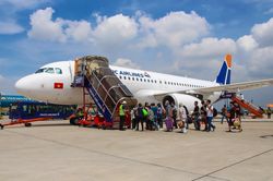 Pacific Airlines phải trả hết máy bay vì nợ nần
