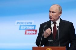Tổng thống Putin nói Nga có thể thành lập vùng đệm với Ukraine