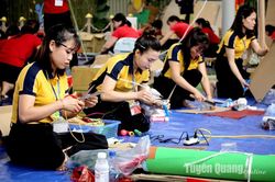 105 giáo viên tham gia cuộc thi sáng tạo đồ dùng dạy học