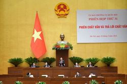 Chất vấn Bộ trưởng Bộ Tài chính và Ngoại giao: Trả lời ngắn gọn, đúng trọng tâm