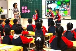 Tuyển sinh đầu cấp ở Hà Nội: Không để quá tải học sinh ở các trường