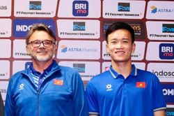 Hoàng Đức muốn HLV Troussier có quà sinh nhật trong ngày quyết đấu Indonesia