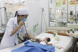 Gián đoạn vaccine và thời tiết làm gia tăng dịch bệnh ho gà, sởi, thủy đậu