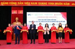 121 tỷ đồng nâng cao chất lượng giáo dục cho trẻ em dân tộc thiểu số và trẻ em khuyết tật