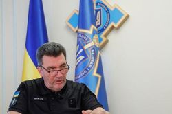 Ukraine muốn lập vùng đệm ở Nga, Moscow 'được lợi' nếu Pháp triển khai quân đội