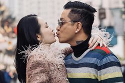 Tuấn Hưng hôn vợ giữa phố, Ốc Thanh Vân đăng ảnh chồng giữa tin ly hôn