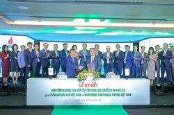 Ngân hàng Vietcombank và Petrovietnam ký hợp đồng khung cấp tín dụng cho chuỗi dự án khí điện Lô B