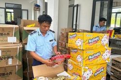 Phú Yên: Hơn 2.500 sản phẩm bánh kẹo do nước ngoài sản xuất không có hóa đơn