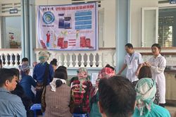 Trung tâm Y tế thành phố Lào Cai triển khai chiến dịch truyền thông và khám sức khỏe