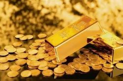 Khoảng cách giữa vàng SJC và thế giới giảm sâu nhưng vẫn cao ngất ngưởng