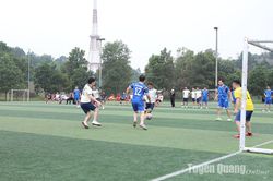 Giải bóng đá nam chào mừng ngày thành lập Đoàn