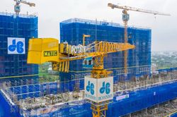Xây dựng Hòa Bình lại rao bán công ty con