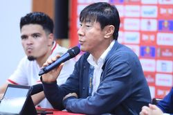 HLV Shin Tae Yong không nghĩ đội tuyển Việt Nam yếu