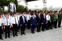 Tri ân sâu sắc các thế hệ đã hiến trọn đời mình cho Tổ quốc, Nhân dân