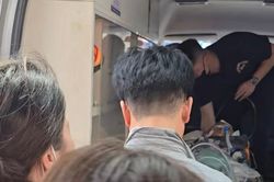 Đưa học sinh lớp 8 bị đánh chấn thương sọ não sau khi chơi bóng rổ về Phú Thọ