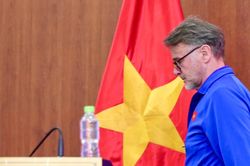 THĂM DÒ: Làm gì để trục vớt 'con tàu đắm' ĐT Việt Nam?