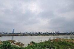 Nam sinh lớp 7 tử vong ở hồ nước công trình đang thi công