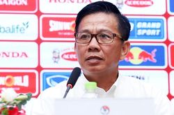 HLV Hoàng Anh Tuấn được bổ nhiệm thay ông Troussier