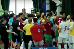 Xô xát bất ngờ ở giải futsal quốc tế TP.HCM, lực lượng an ninh phải can thiệp