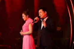 Bị đồn sắp làm đám cưới với Hà Thanh Xuân, nam ca sĩ Quang Lê nói gì?