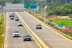 Cao tốc Mai Sơn - Quốc lộ 45 khai thác thêm một nút giao