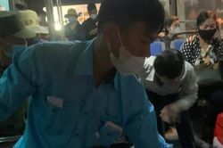Nhân viên xe buýt Transerco kịp thời hỗ trợ người bị tai nạn giao thông