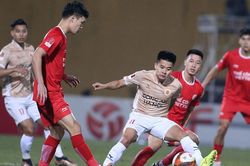 Nhường sân cho U23 Việt Nam, V-League lại ngắt quãng