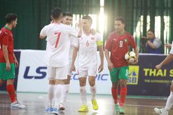 Futsal Việt Nam gây bất ngờ trước đối thủ hạng 8 thế giới