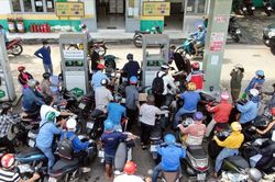 Đề xuất cho doanh nghiệp được tự quyết mức giá bán xăng dầu