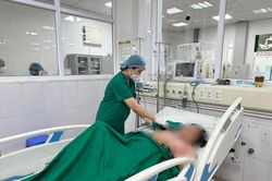 Một phụ nữ nguy kịch vì ngạnh cá trê đâm vào tay