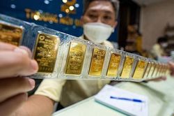 Giá vàng hôm nay ngày 31/3 giữ vững mốc cao 81 triệu đồng