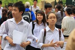 Tuyển sinh lớp 10 ở Hà Nội: Cuộc đua bắt đầu 'nóng'