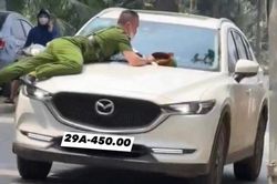 Tài xế hất cảnh sát lên nắp capo ở Hà Nội dương tính với ma túy