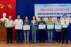 Hiệu quả mô hình 'Chi bộ giúp đỡ hộ nghèo'