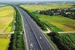 Quy định mới: Cao tốc phải có tối thiểu 4 làn xe