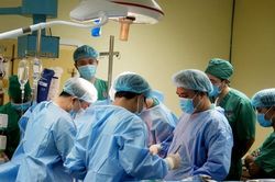 Huy động gần 120 bác sĩ, nhân viên y tế lấy tạng người chết não hiến tặng