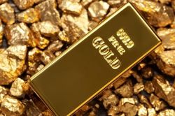 Giá vàng hôm nay (4/3): Chênh lệch giá vàng thế giới và trong nước được rút ngắn