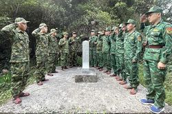 Quảng Bình: Lực lượng bảo vệ biên giới Việt Nam-Lào tổ chức tuần tra song phương