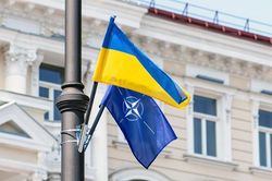 Ba Lan tiết lộ NATO đã thành lập sứ mệnh chung về Ukraine