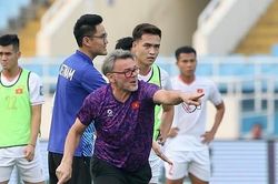 HLV Troussier: 'Muốn đi World Cup, Việt Nam cần 20 Hoàng Đức hoặc 20 Việt Anh'