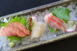 Những điều chàng nên và không nên khi ăn sushi